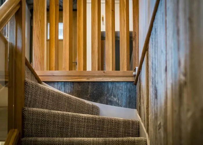 Willow Barn At The Heaning Estate *